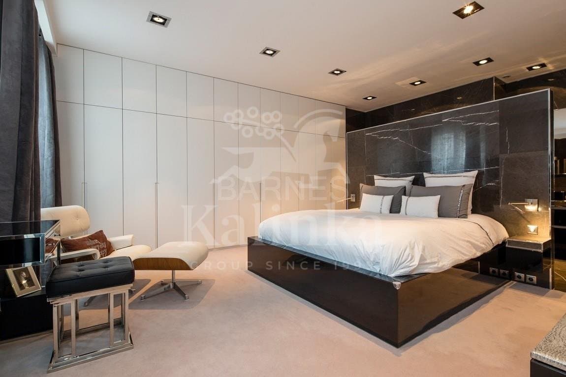 Apartment 167 m² — France