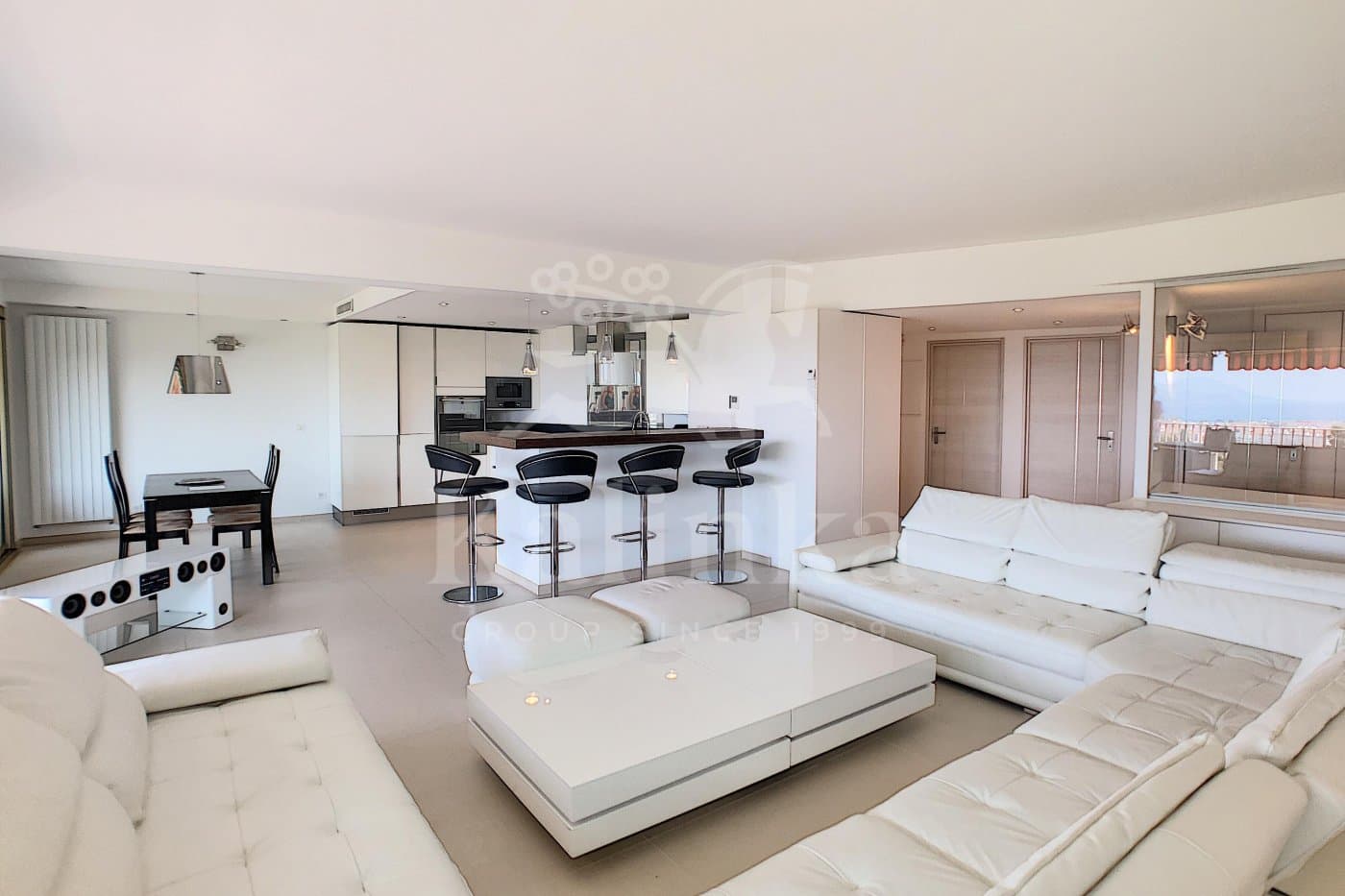 Apartment 128 m² — France